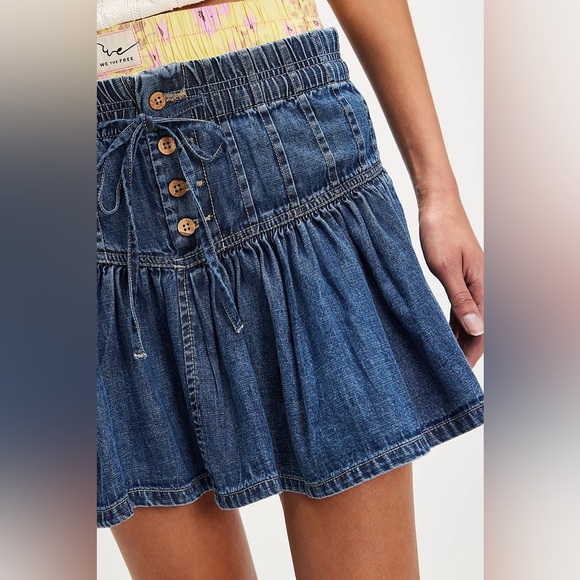 Free People Dresses & Skirts - Free People NWOT Roselle Denim mini skirt- m